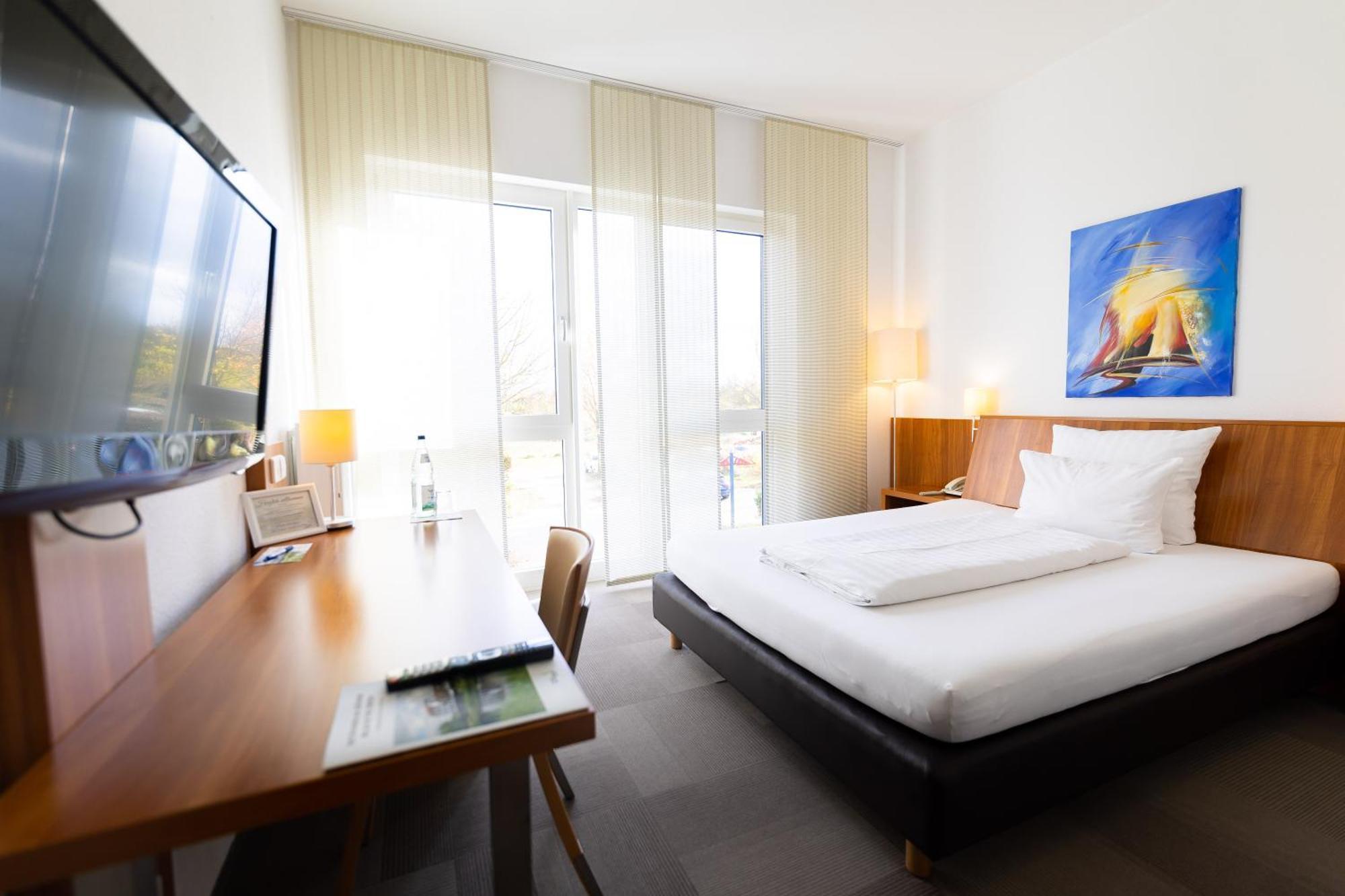 Hotel Darstein Altrip Екстер'єр фото