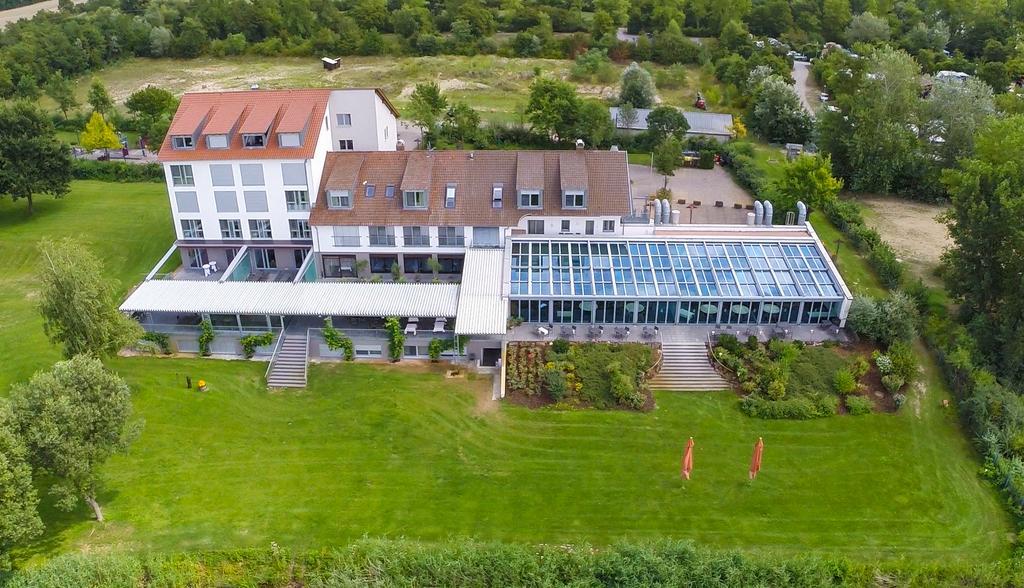 Hotel Darstein Altrip Екстер'єр фото