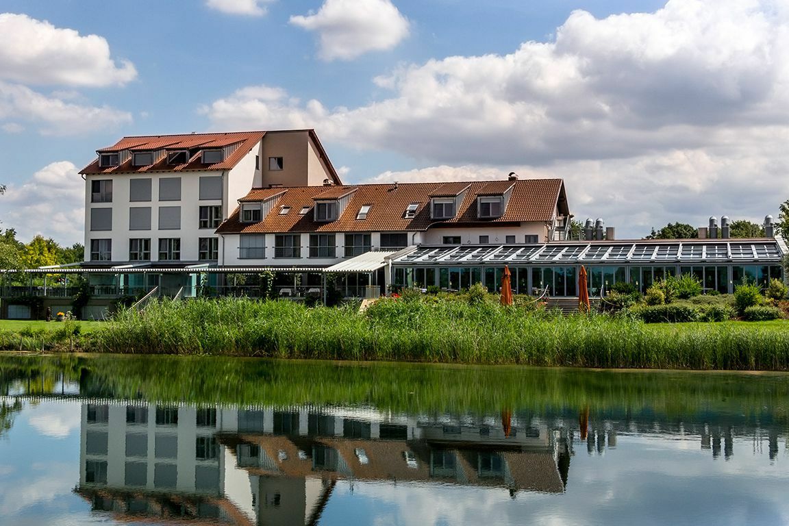 Hotel Darstein Altrip Екстер'єр фото
